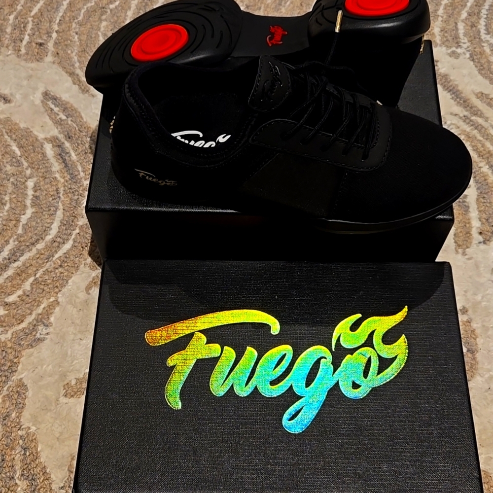 Fuego Dance Split Sole Sneaker size 7 women